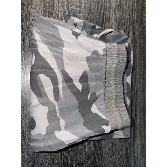 Splendid Gray Camo Jogger Pants Size M Utility Chic Athleisure Luxe Y2K Street - Picture 6 of 6